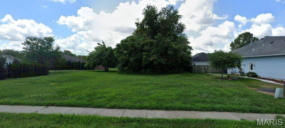 2304 Waterbury Pond CT, Springfield, IL 62712