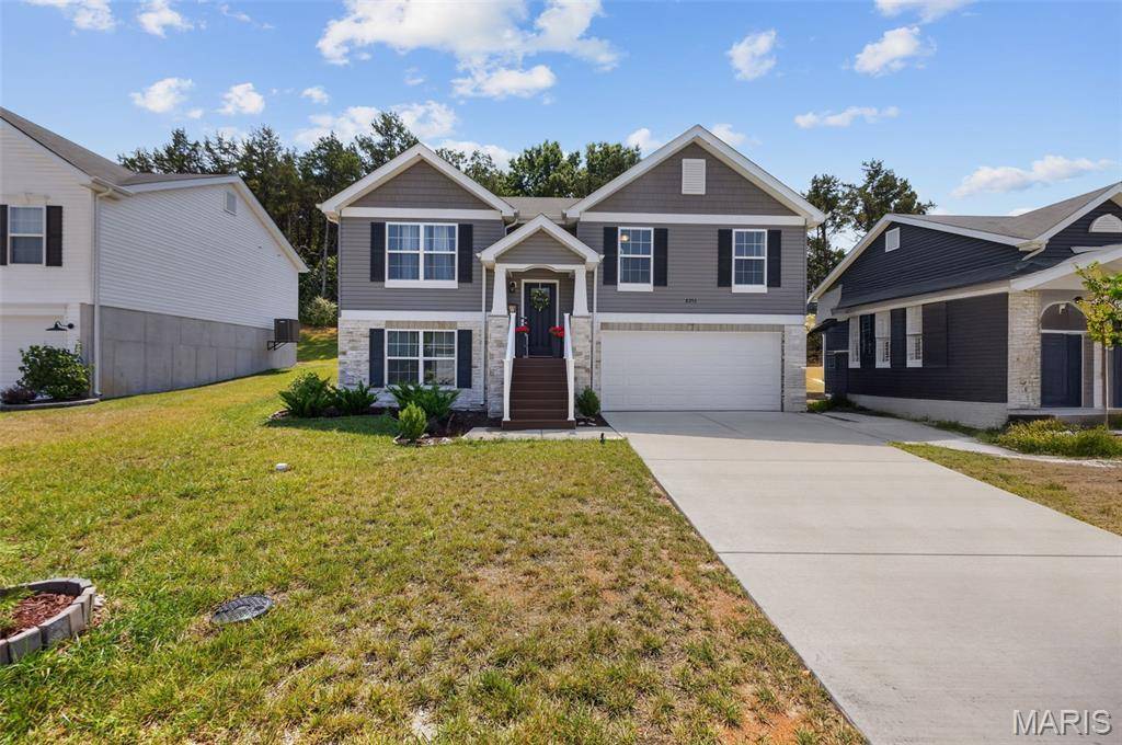8253 Obrien DR, Cedar Hill, MO 63016