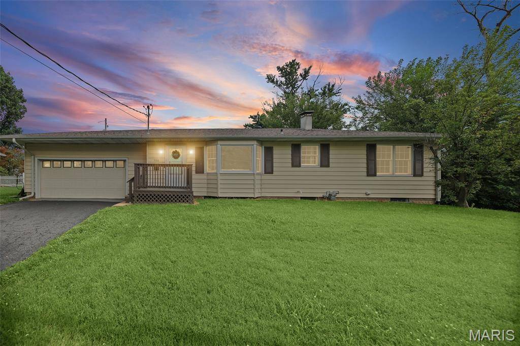 758 2nd ST, Bethalto, IL 62010