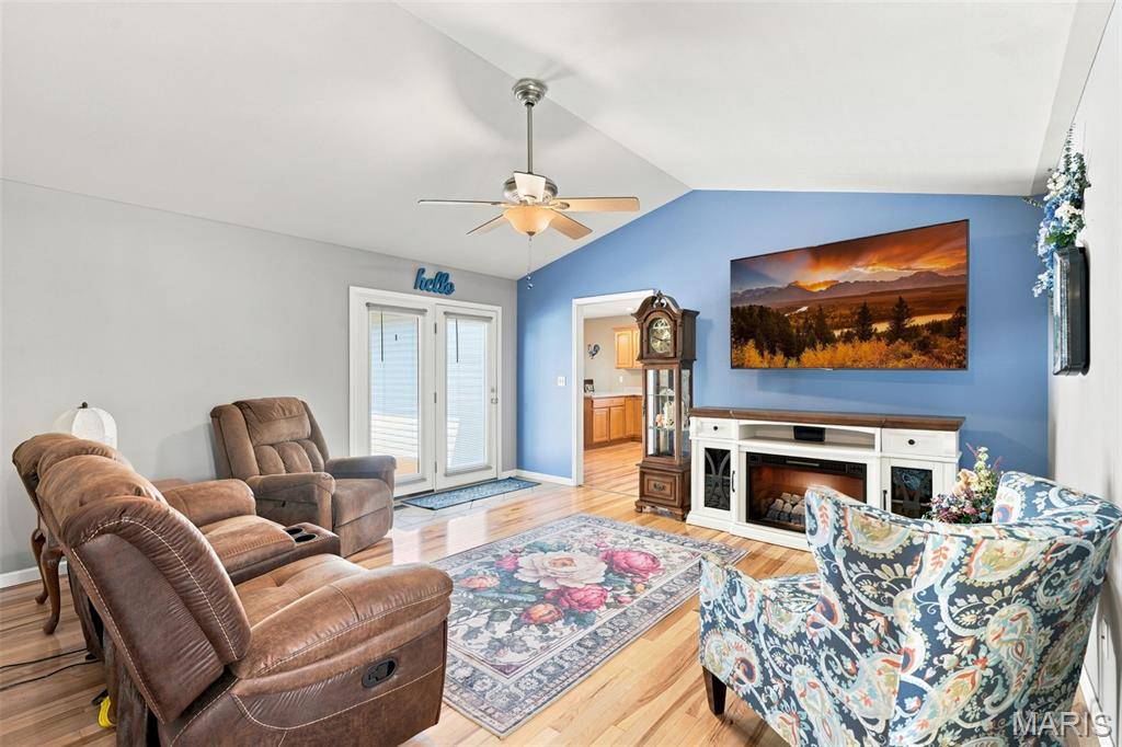 507 Cobblestone CT, Farmington, MO 63640