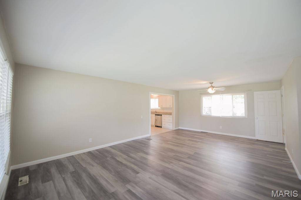 2175 Collier DR, Florissant, MO 63031
