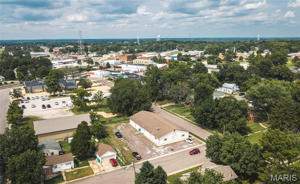 77 Hughes Ford RD, Sullivan, MO 63080