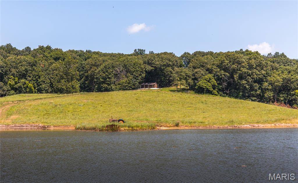2924 Bess Hollow RD, Kampsville, IL 62053