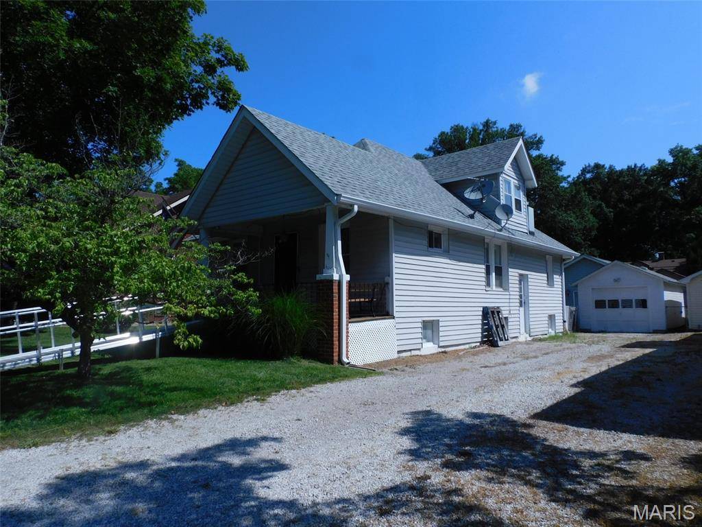 412 S Virginia AVE, Belleville, IL 62220