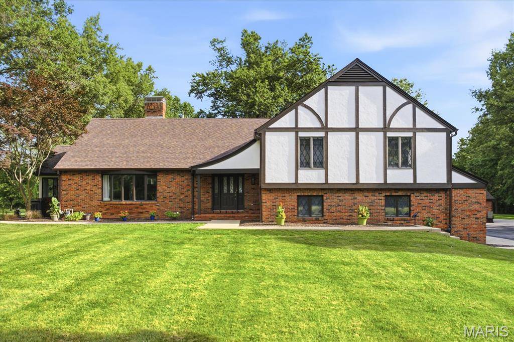 10 Brighton PL, Shiloh, IL 62221