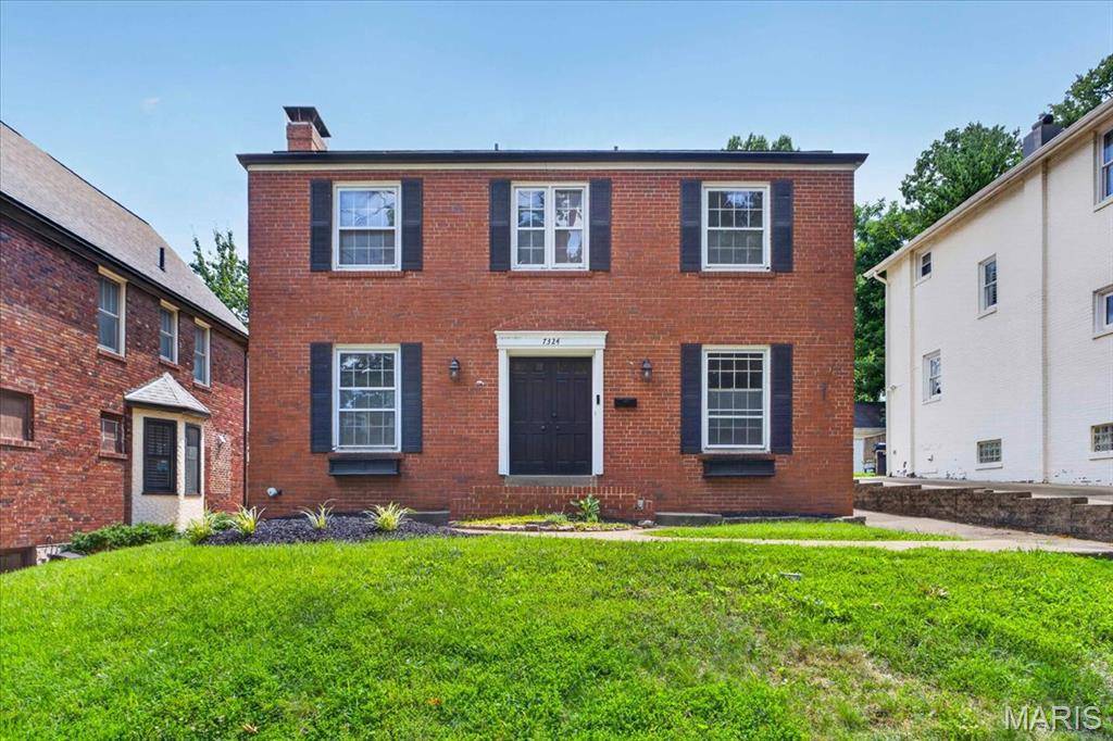 7324 Northmoor DR, St Louis, MO 63105