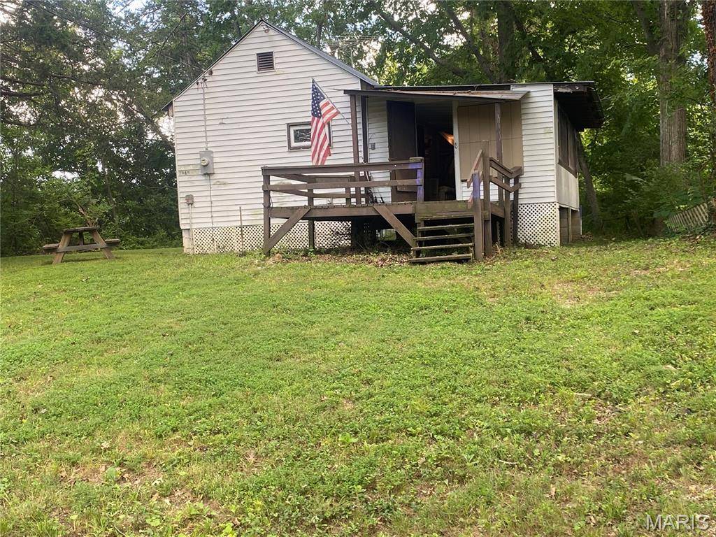 7965 Irish LN, House Springs, MO 63051