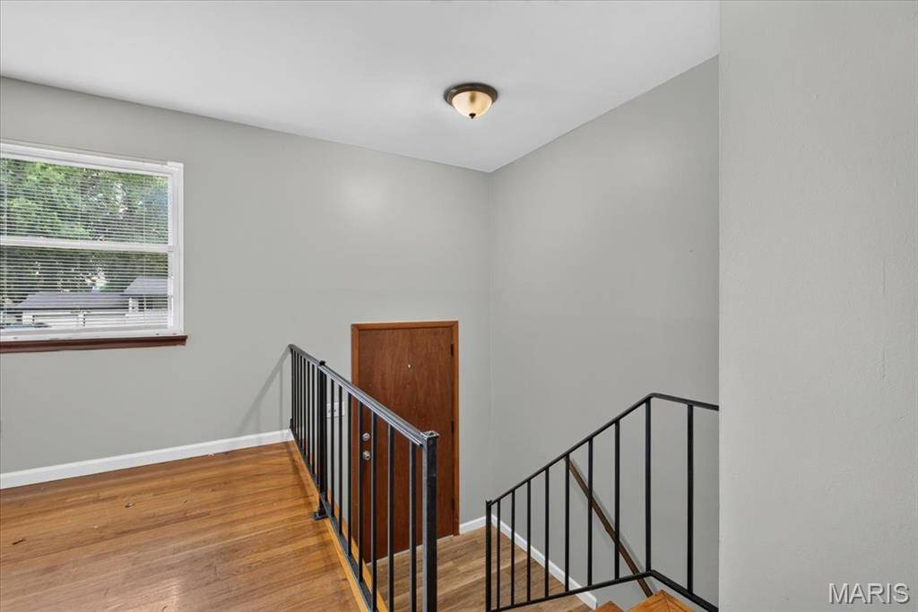 1800 Bobbinray AVE, Florissant, MO 63031
