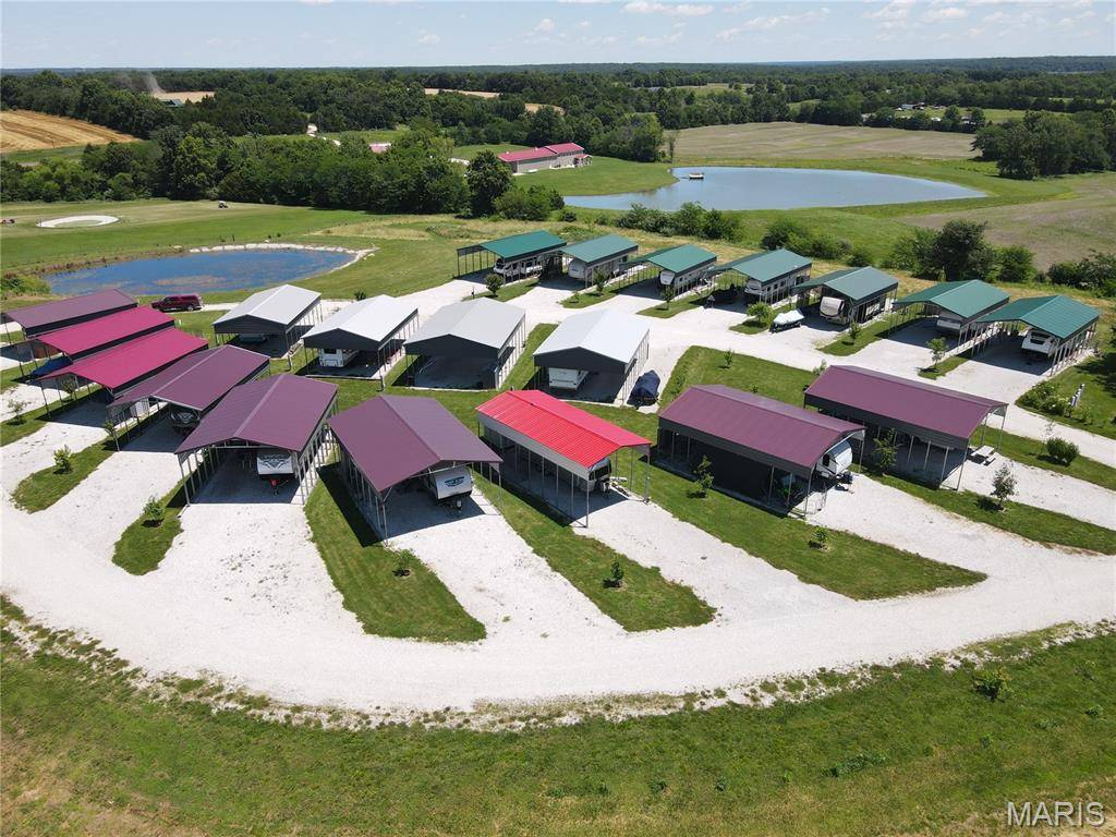 34396 Monroe Road 690, Stoutsville, MO 65283