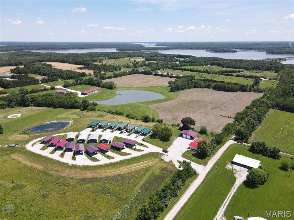 34396 Monroe Road 690, Stoutsville, MO 65283