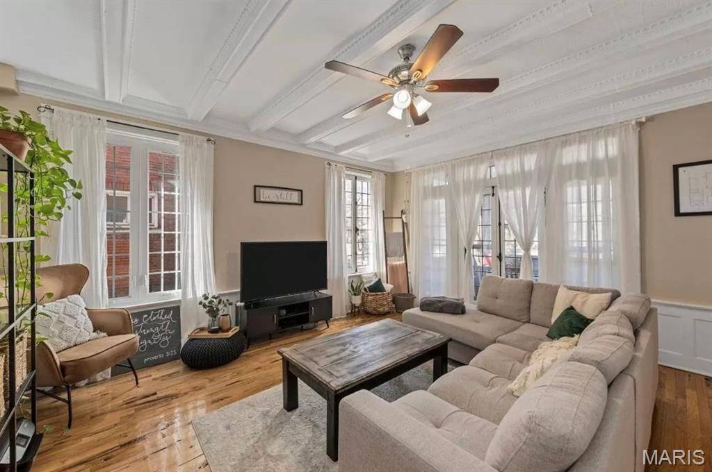 5138 Waterman BLVD, St Louis, MO 63108