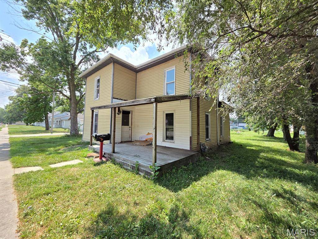 256 N Jefferson ST, Kahoka, MO 63445