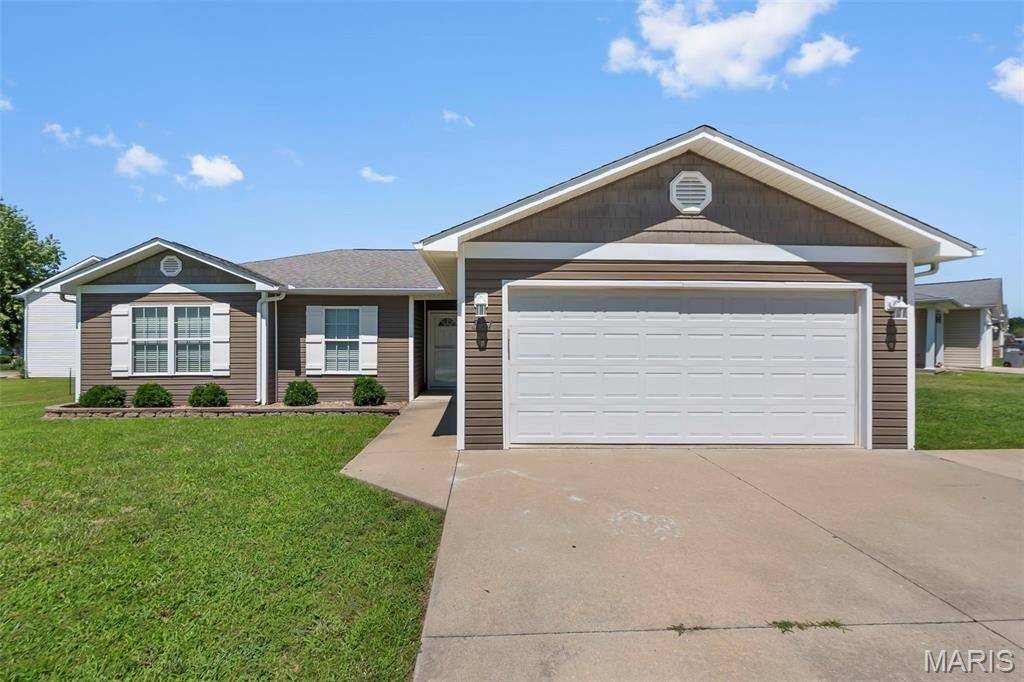 361 Arbor CIR, Jackson, MO 63755