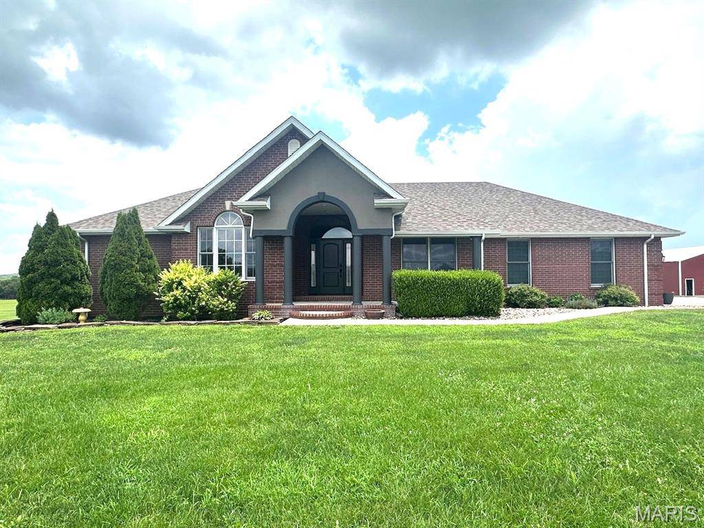 21880 Highway B 2, Lebanon, MO 65536