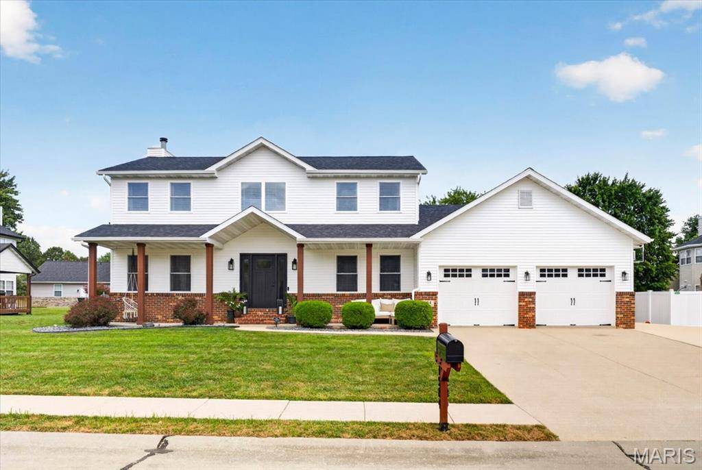 1584 Sinking Springs DR, O'fallon, IL 62269