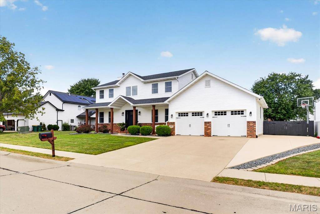1584 Sinking Springs DR, O'fallon, IL 62269