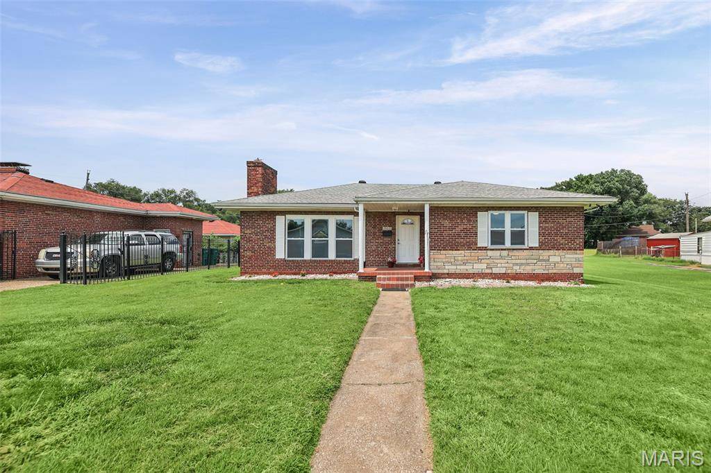2917 Louisiana BLVD, East St Louis, IL 62205