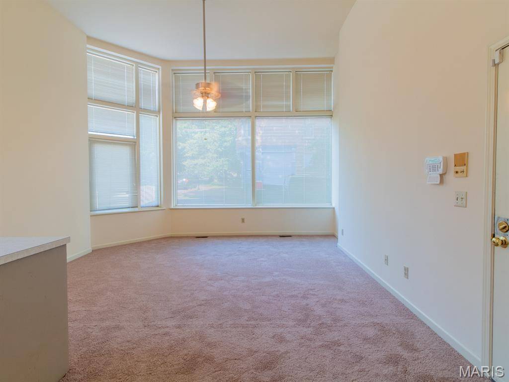2328 S 9th ST, St Louis, MO 63104