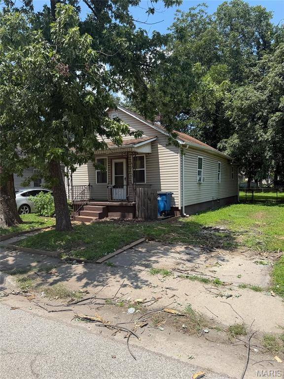 2511 E 23rd ST, Granite City, IL 62040