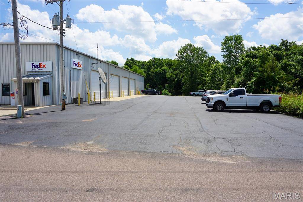 11290 Twitty DR, Rolla, MO 65401