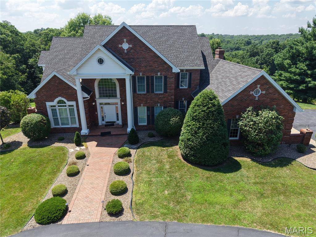 17 Orchard Point RD, Hannibal, MO 63401