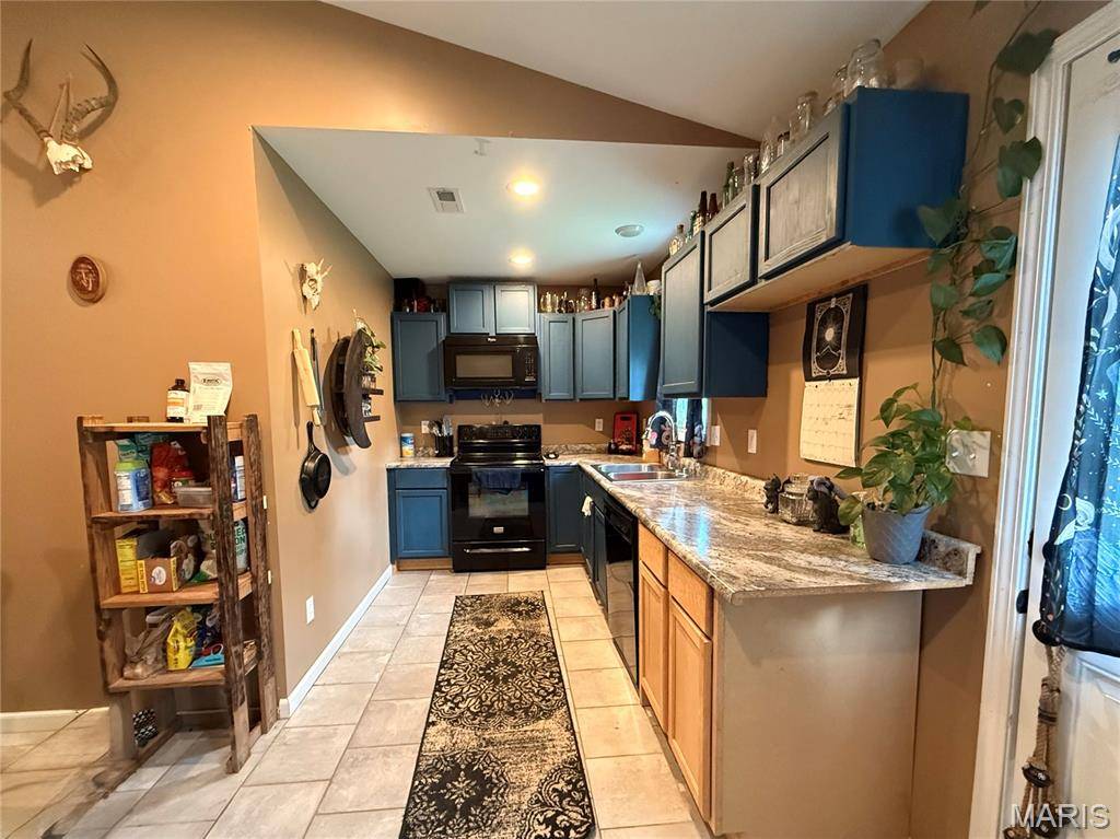 21589 BCR 832, Marble Hill, MO 63764
