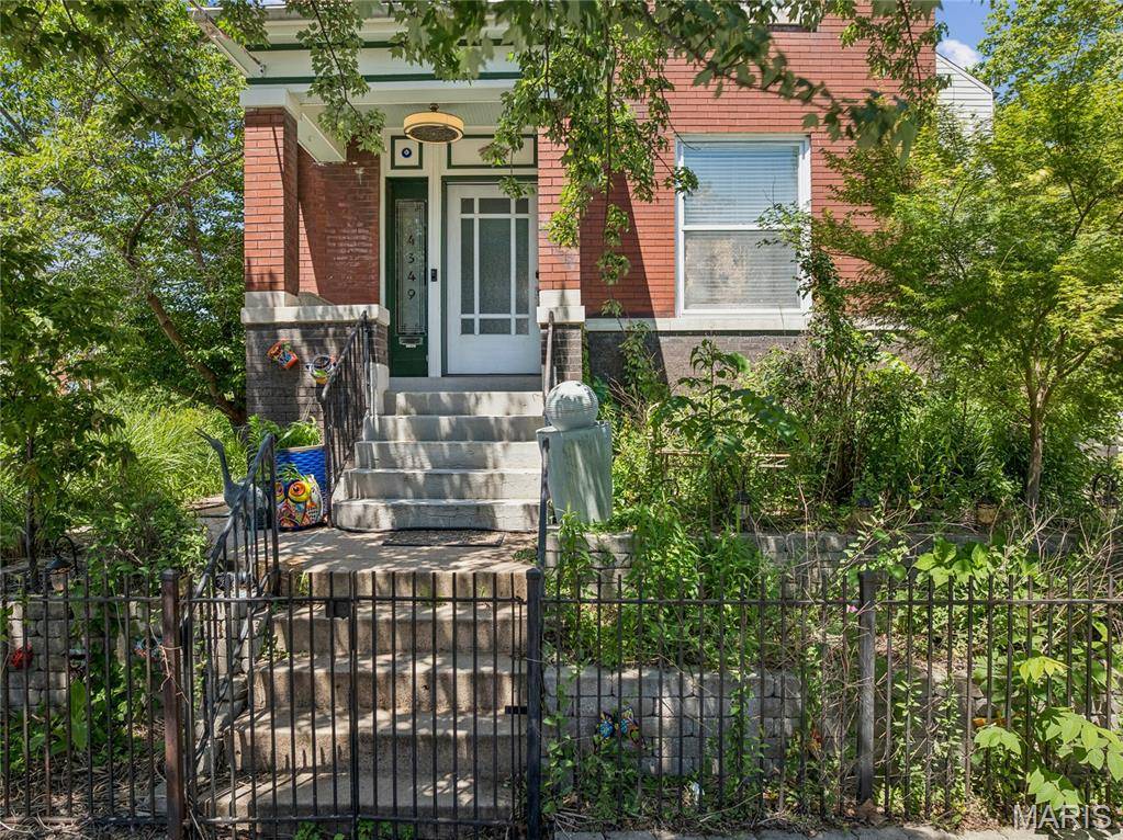 4349 Gibson AVE, St Louis, MO 63110