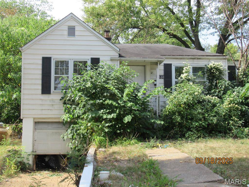 7516 Calvin AVE, St Louis, MO 63136