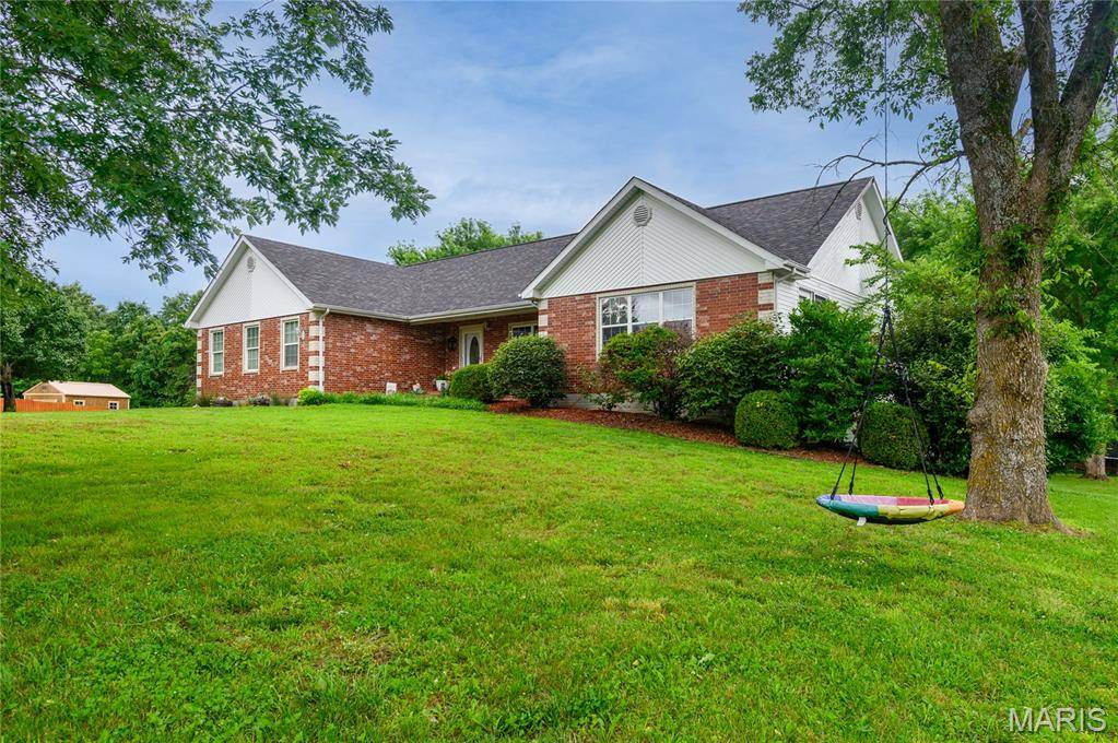 24025 Stable LN, Waynesville, MO 65583