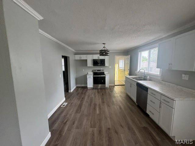 8531 Jane AVE, St Louis, MO 63121