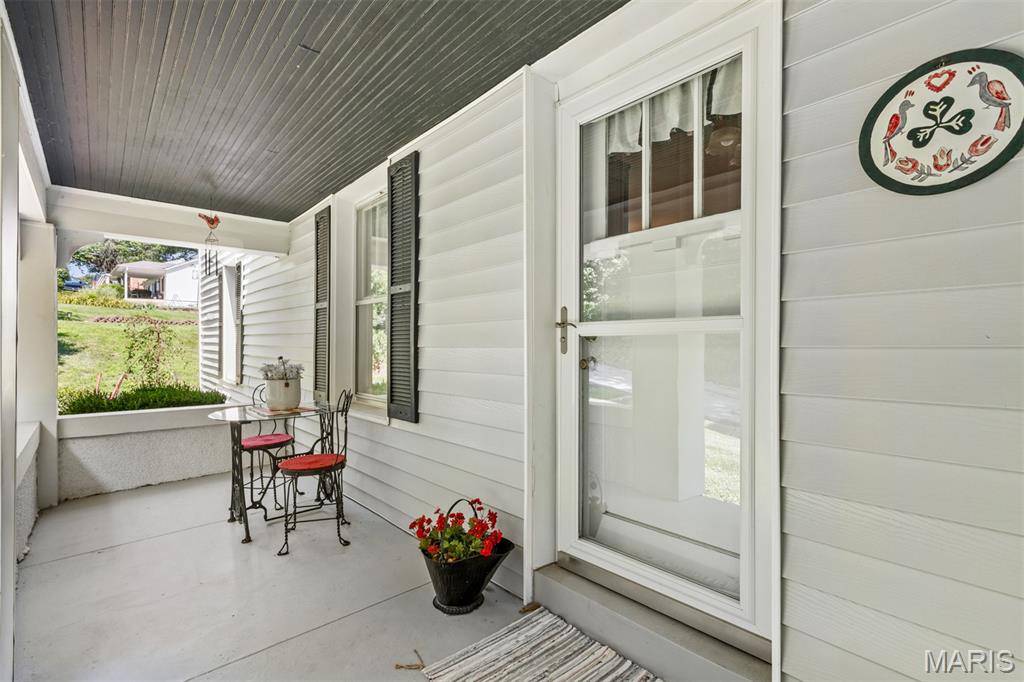 273 Old Sulphur Spring RD, Manchester, MO 63021