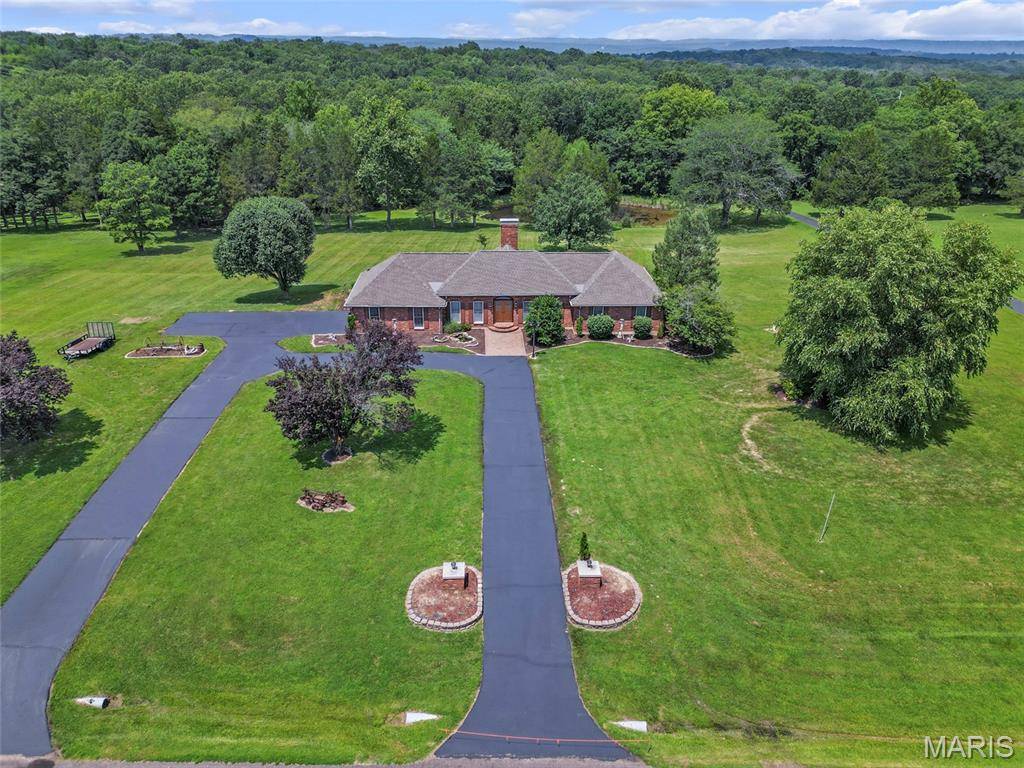 4885 Pioneer RD, Hillsboro, MO 63050