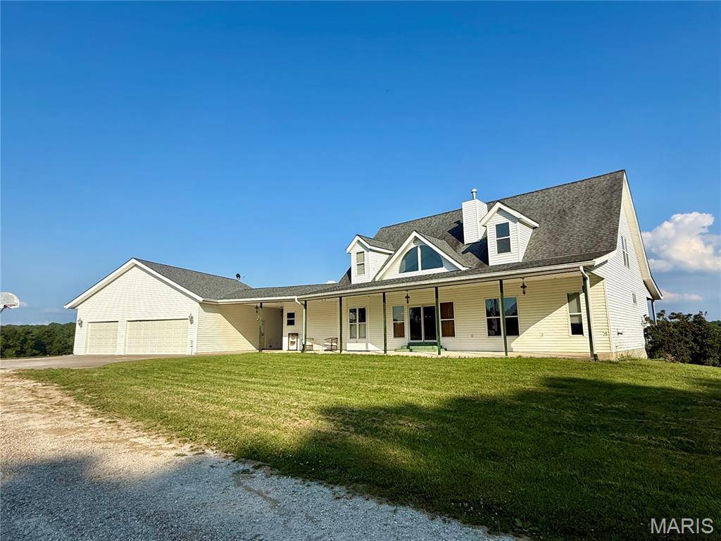 28875 Collins LN, Jonesburg, MO 63351