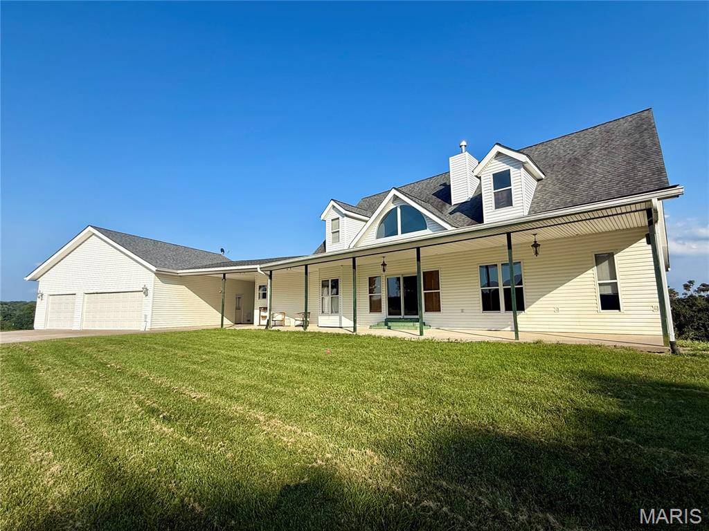 28875 Collins LN, Jonesburg, MO 63351