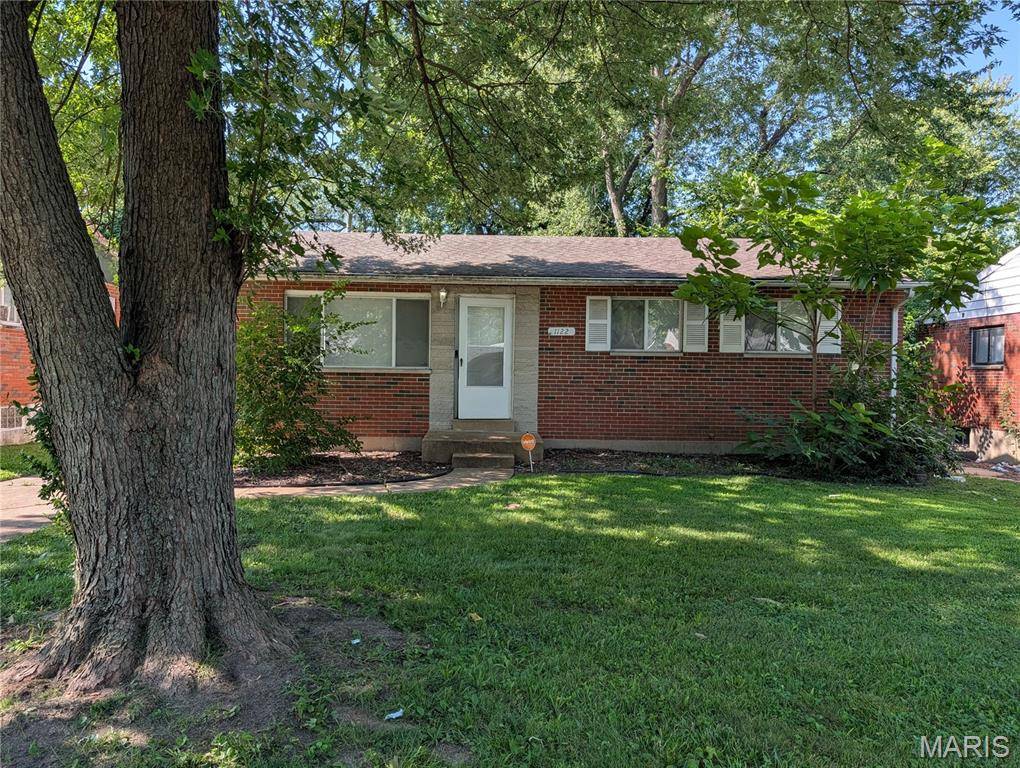 1122 Prigge AVE, Normandy, MO 63138