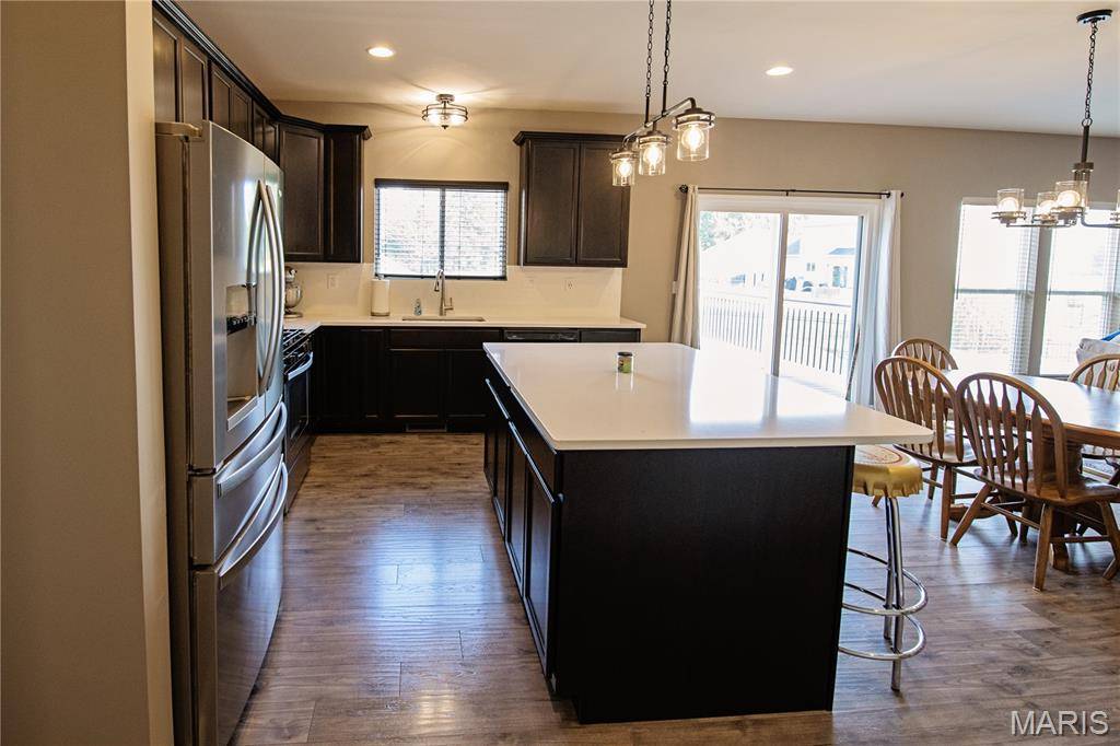 106 Crystal Creek CT, Wentzville, MO 63385