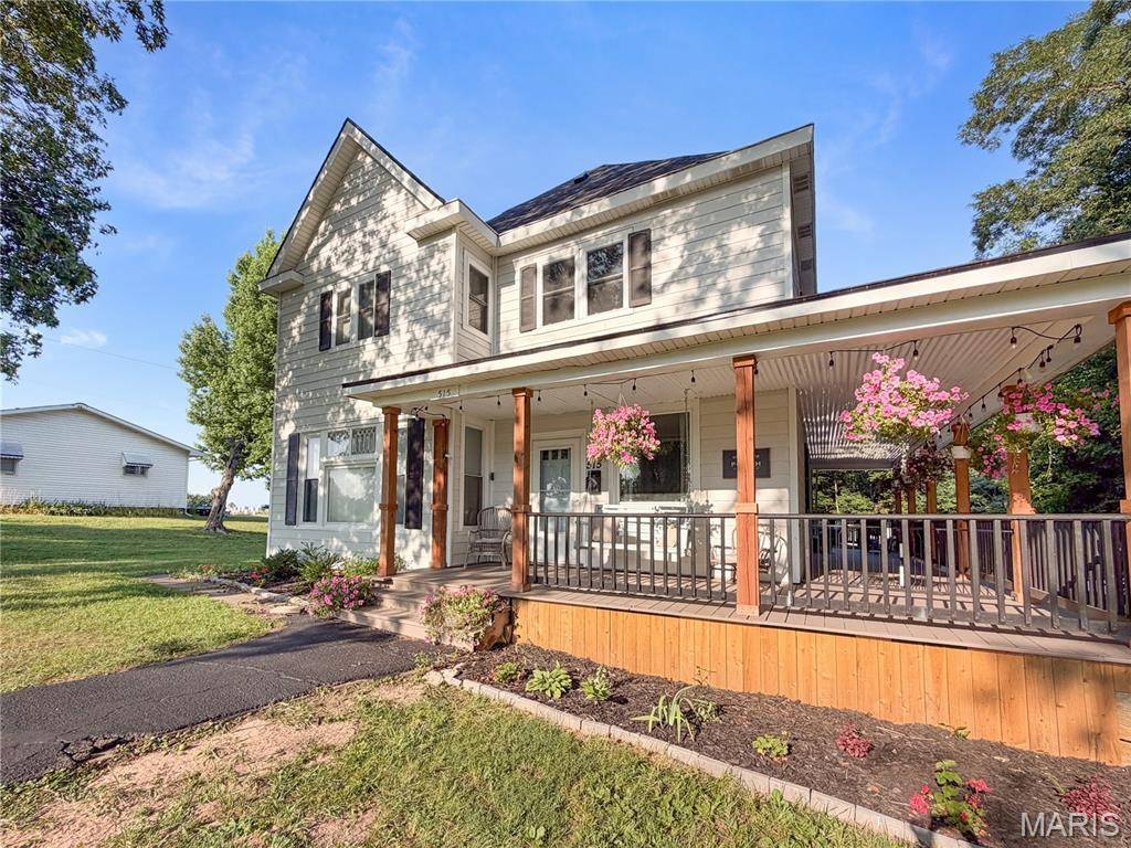 515 N Main Cross ST, Bowling Green, MO 63334