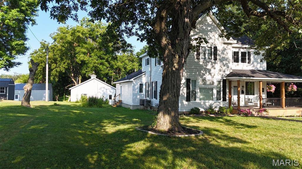 515 N Main Cross ST, Bowling Green, MO 63334