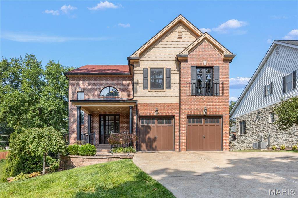 1611 Dearborn DR, Warson Woods, MO 63122