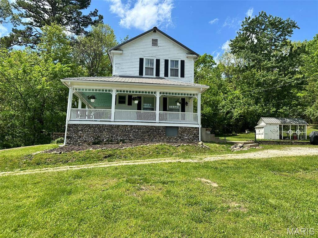 210 N Mountain ST, Ironton, MO 63650