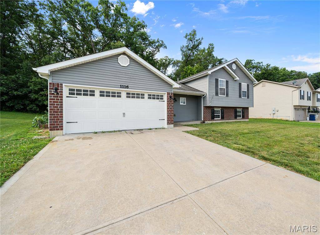 1116 Marathon DR, Foristell, MO 63348