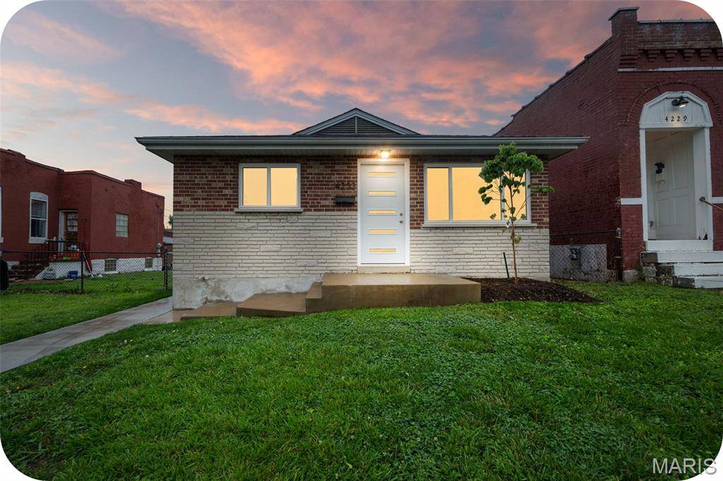 4233 Delor ST, St Louis, MO 63116