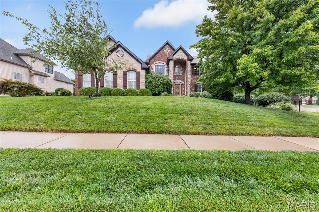 100 Sunnybrooke Estates CT, Dardenne Prairie, MO 63368
