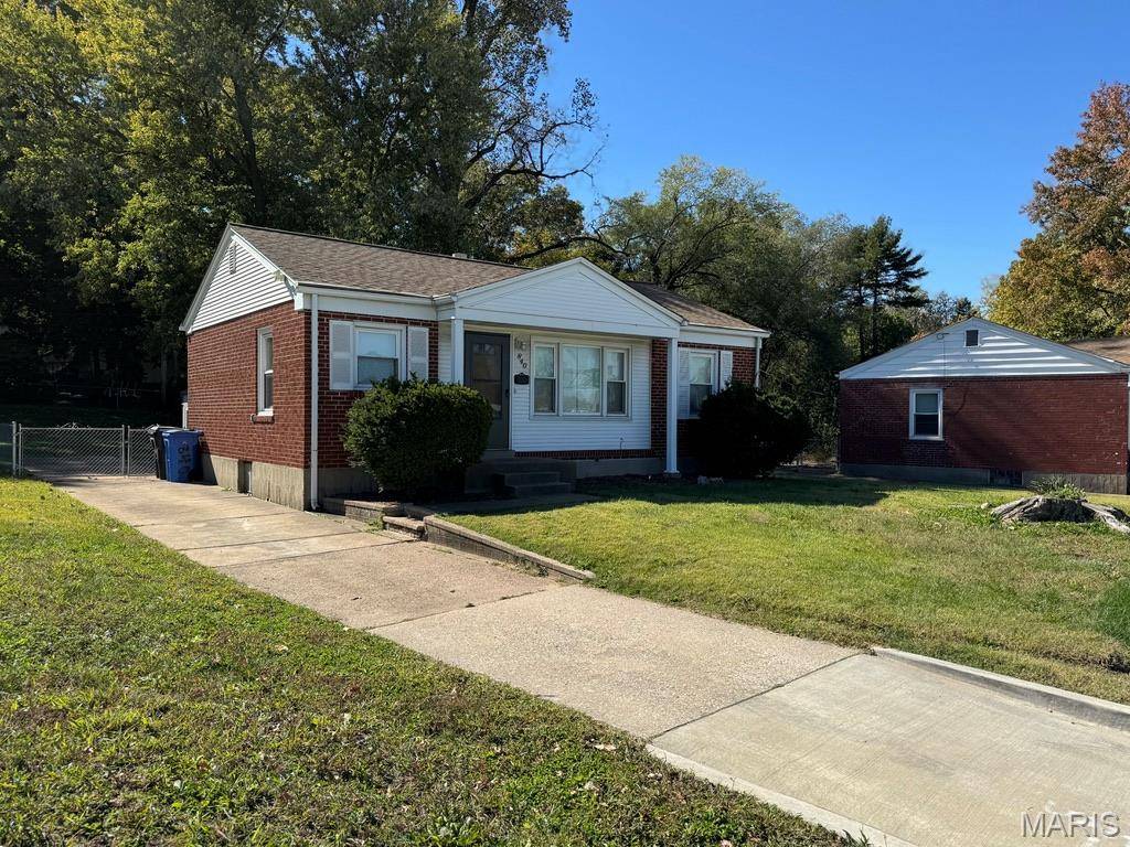 840 Pershall RD, Florissant, MO 63031