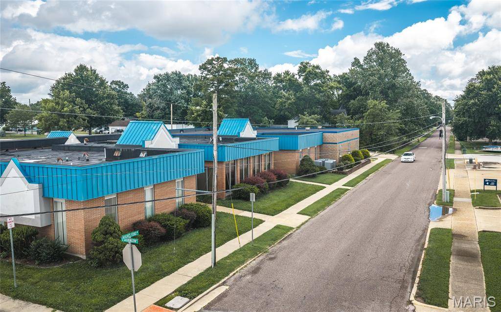 20 Hughes Ford RD, Sullivan, MO 63080