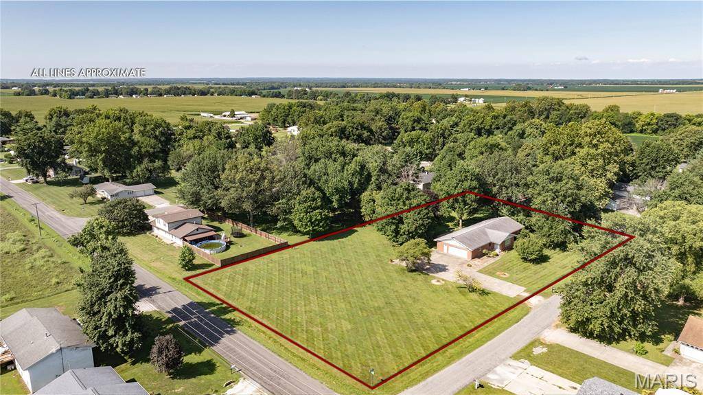 23611 Jenny LN, Jerseyville, IL 62052