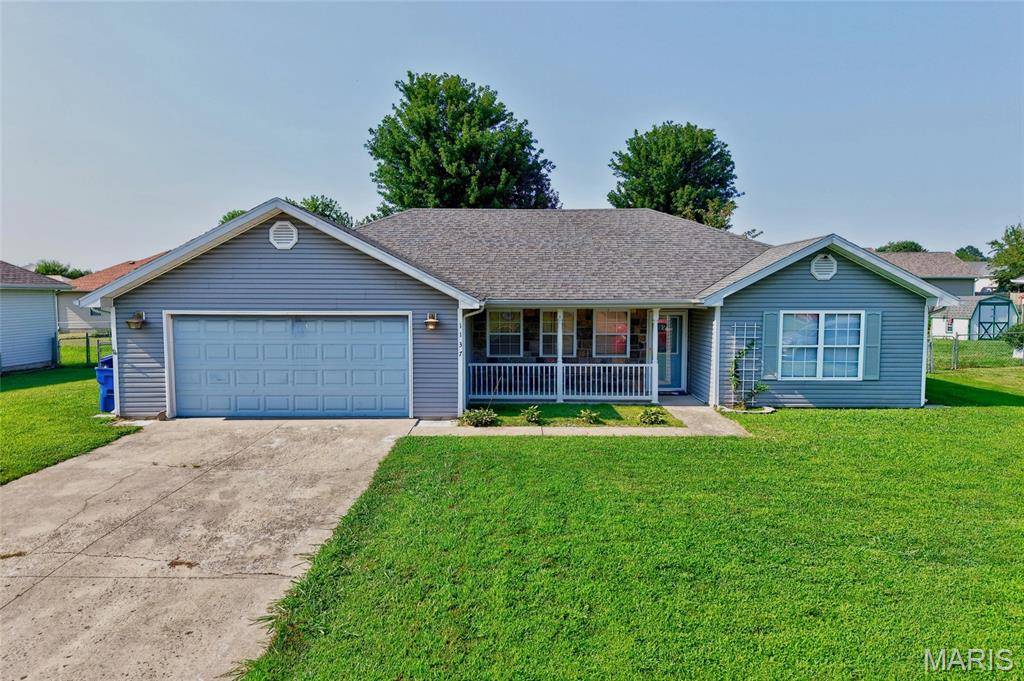 1137 Applelane DR, Lebanon, MO 65536