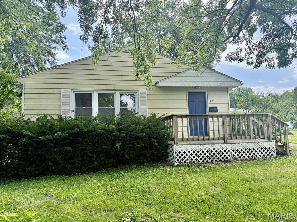 834 Locust St., Montgomery City, MO 63361