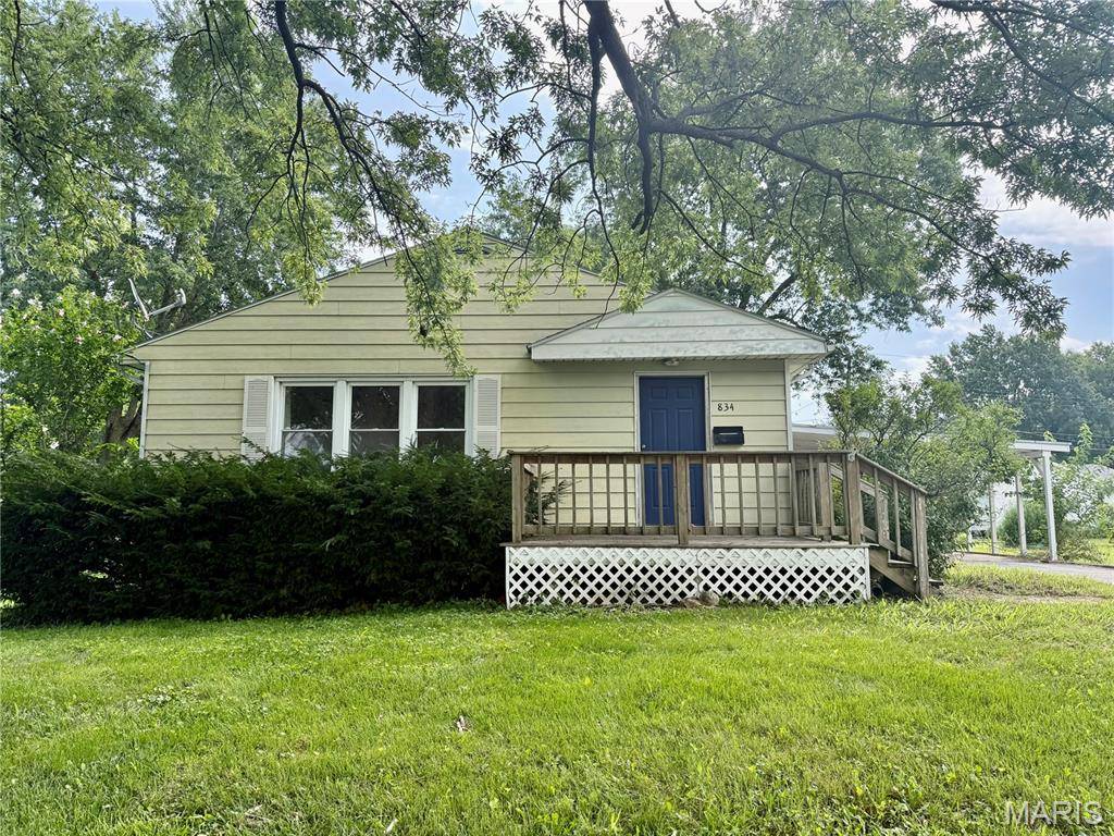 834 Locust St., Montgomery City, MO 63361