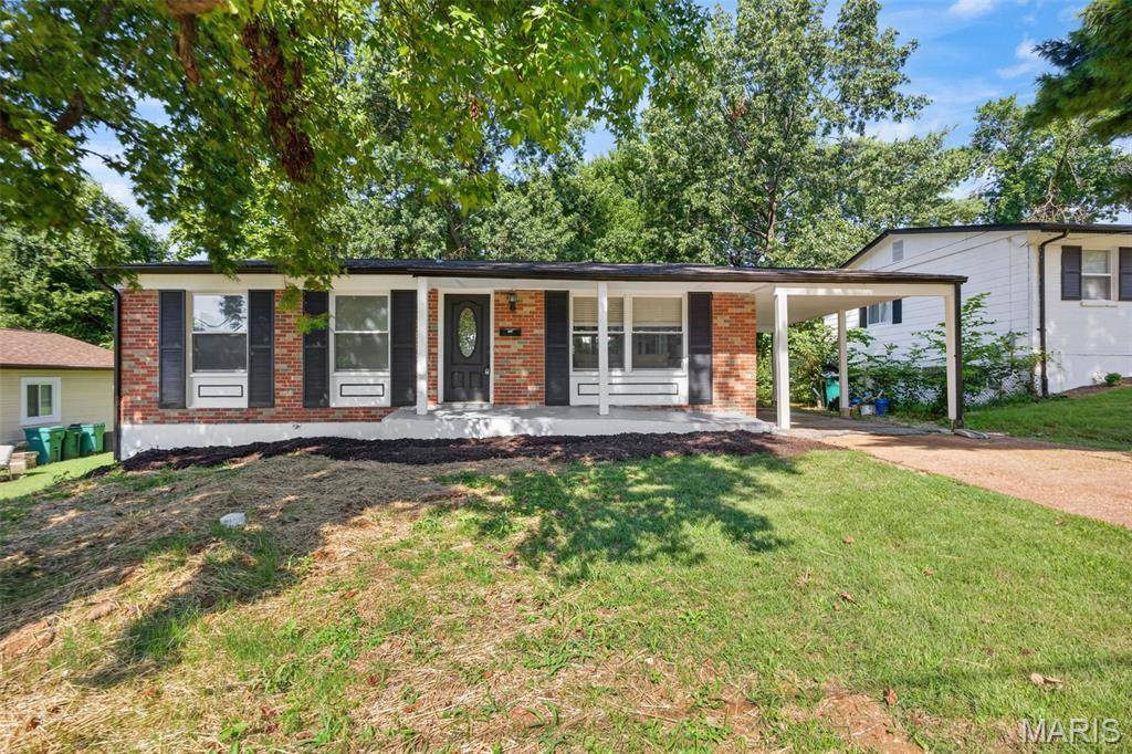 609 N Elm AVE, Webster Groves, MO 63119